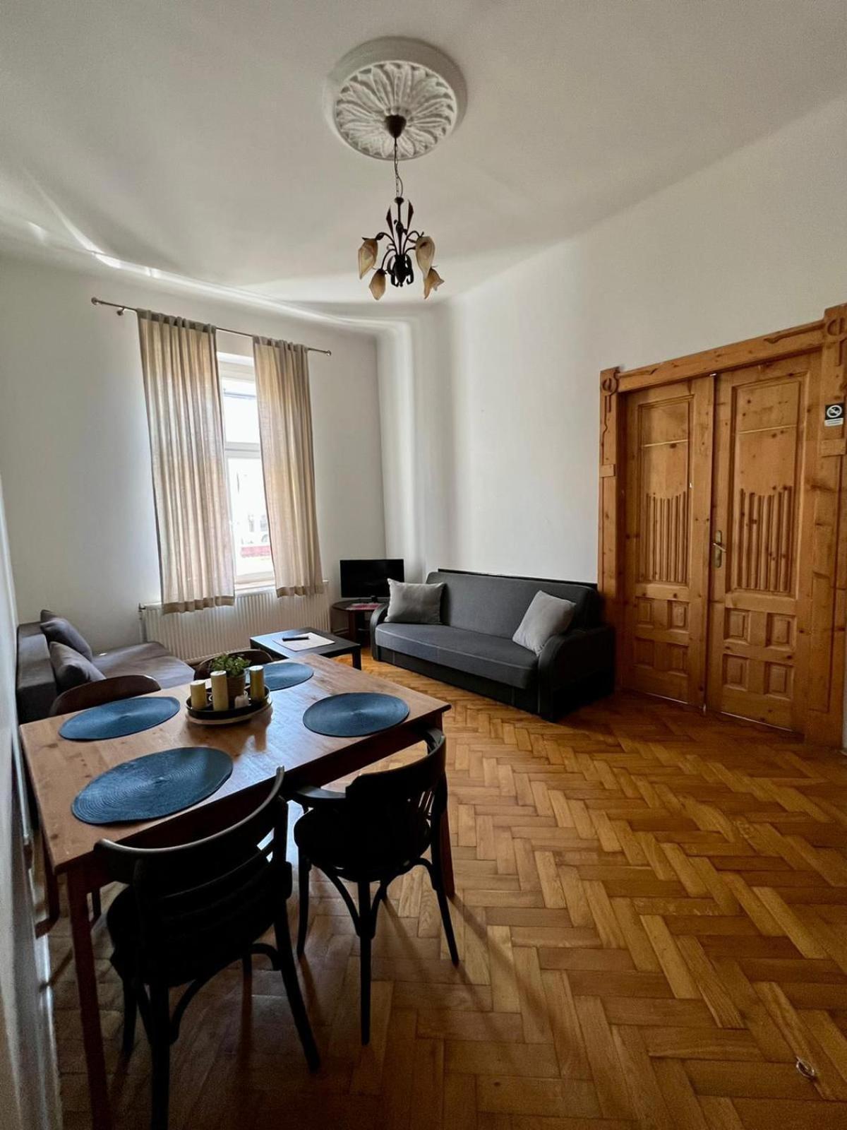 Apartament Old Town *